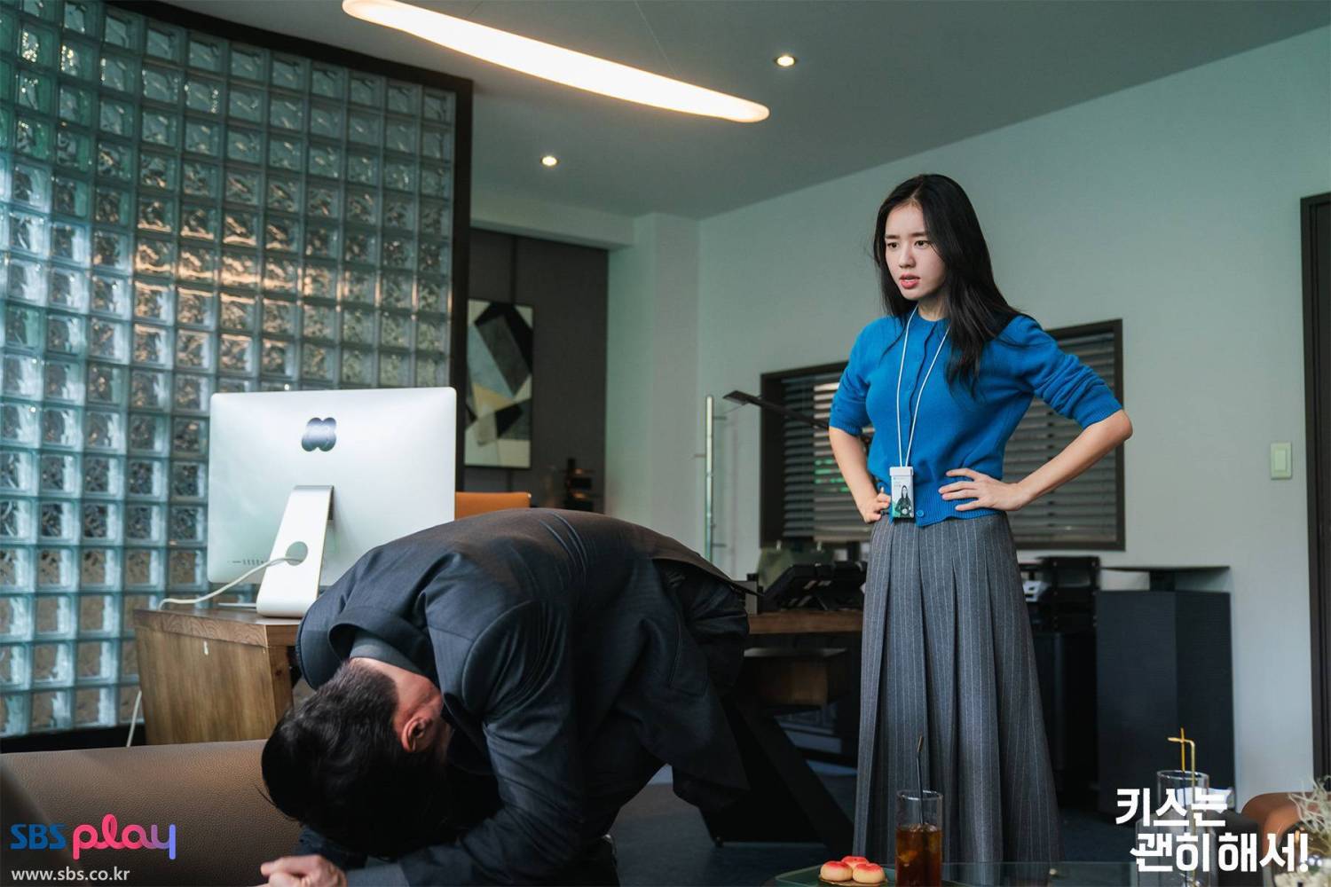 4 nữ ch&iacute;nh phim H&agrave;n mặc đẹp nhất 2025, nhắc đến mỹ nh&acirc;n số 3 l&agrave; nghĩ ngay tới sự sang chảnh- Ảnh 2.