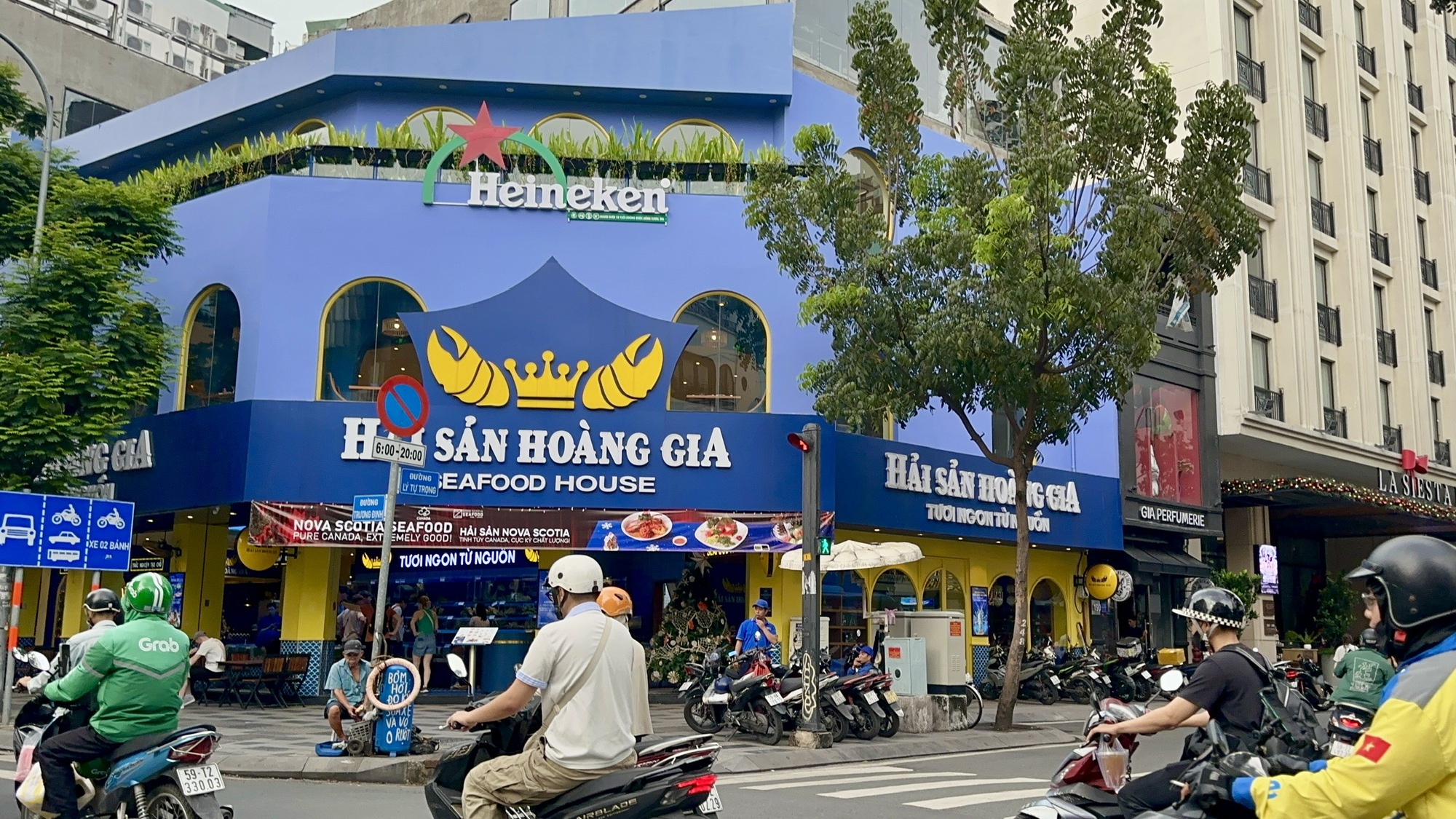 Nghịch l&yacute; mặt bằng cho thu&ecirc; cuối năm- Ảnh 4.