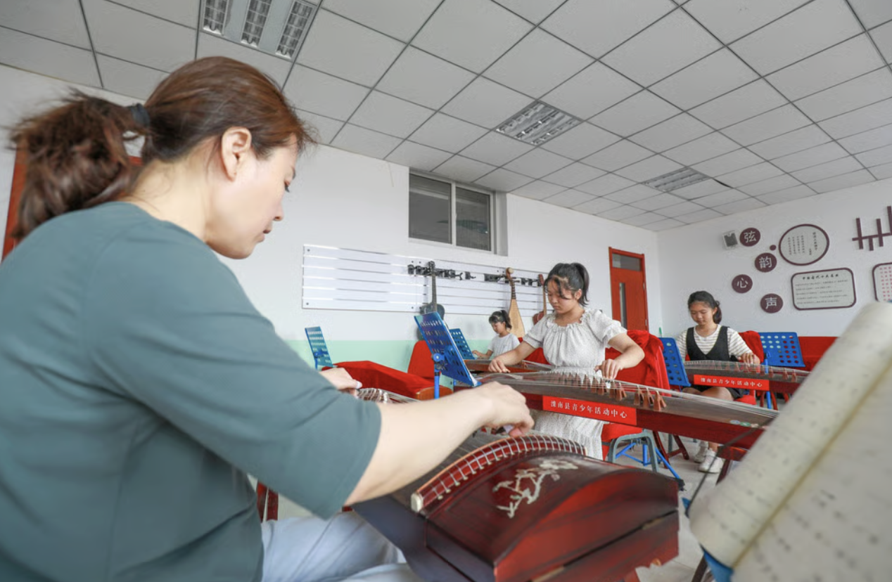 Mong học sinh bị c&uacute;m để "được y&ecirc;n tai": Ph&aacute;t ng&ocirc;n g&acirc;y sốc khiến nữ gi&aacute;o vi&ecirc;n bị đ&igrave;nh chỉ c&ocirc;ng t&aacute;c- Ảnh 1.