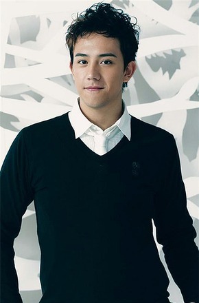 Nam thần thanh xu&acirc;n bị hủy hoại v&igrave; 1 scandal giờ khổ đến nỗi phải triệt sản, đi bốc v&aacute;c nu&ocirc;i 8 miệng ăn- Ảnh 3.