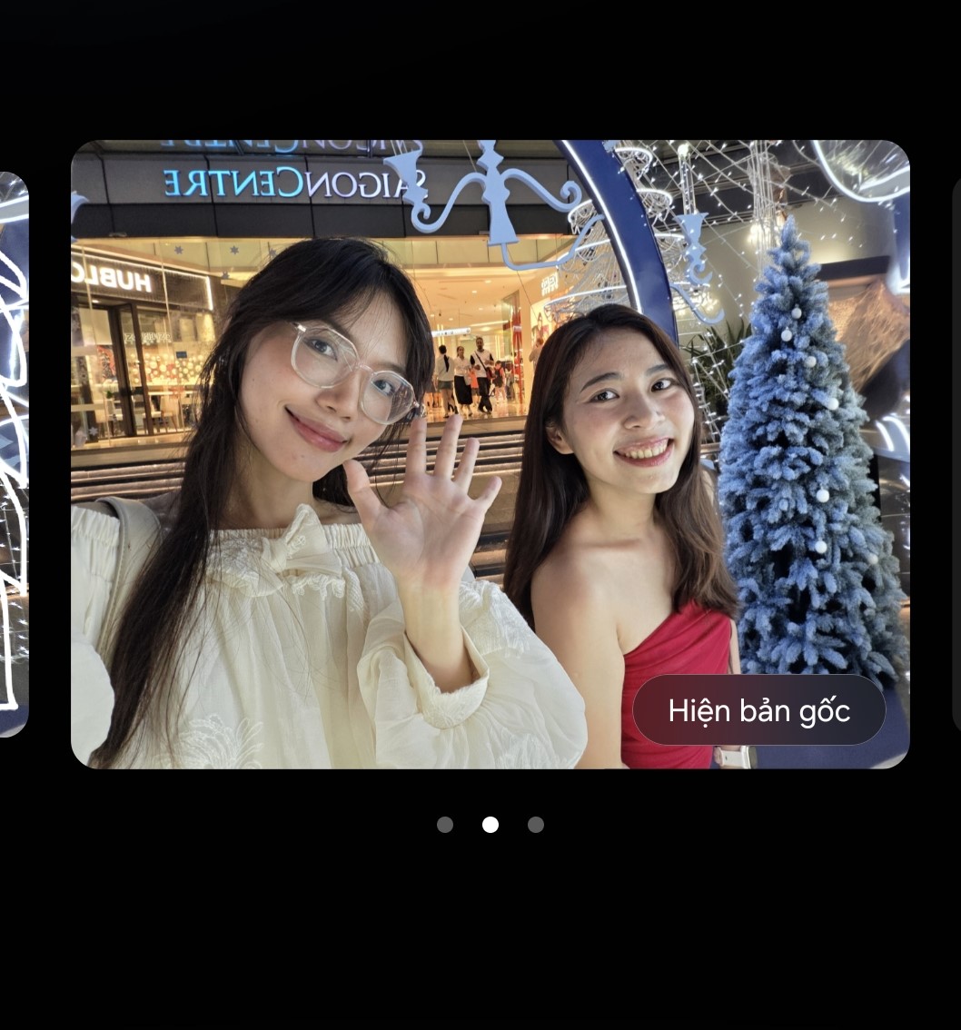 Nhỏ m&agrave; c&oacute; v&otilde;, Galaxy Z Flip7 &ldquo;ho&aacute; ph&eacute;p&rdquo; cả bộ h&igrave;nh cuối năm lung linh trong t&iacute;ch tắc- Ảnh 4.