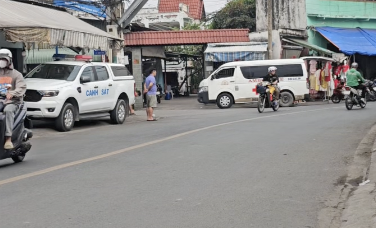 Điều tra vụ người đ&agrave;n &ocirc;ng tử vong trong căn nh&agrave; ở TPHCM- Ảnh 1.