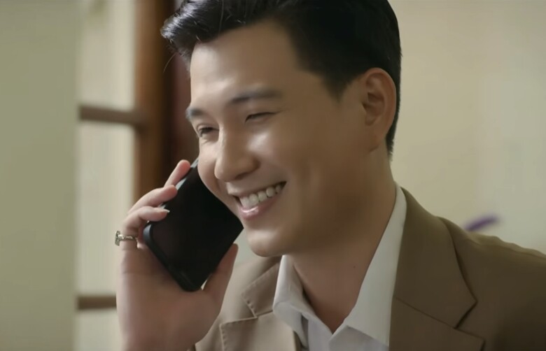 Kh&ocirc;ng thể ch&ecirc; nổi mỹ nam Việt mặt b&uacute;ng ra trap boy: Ai đời đẹp qu&aacute; thể đ&aacute;ng, cười một c&aacute;i tim hẫng một nhịp- Ảnh 1.