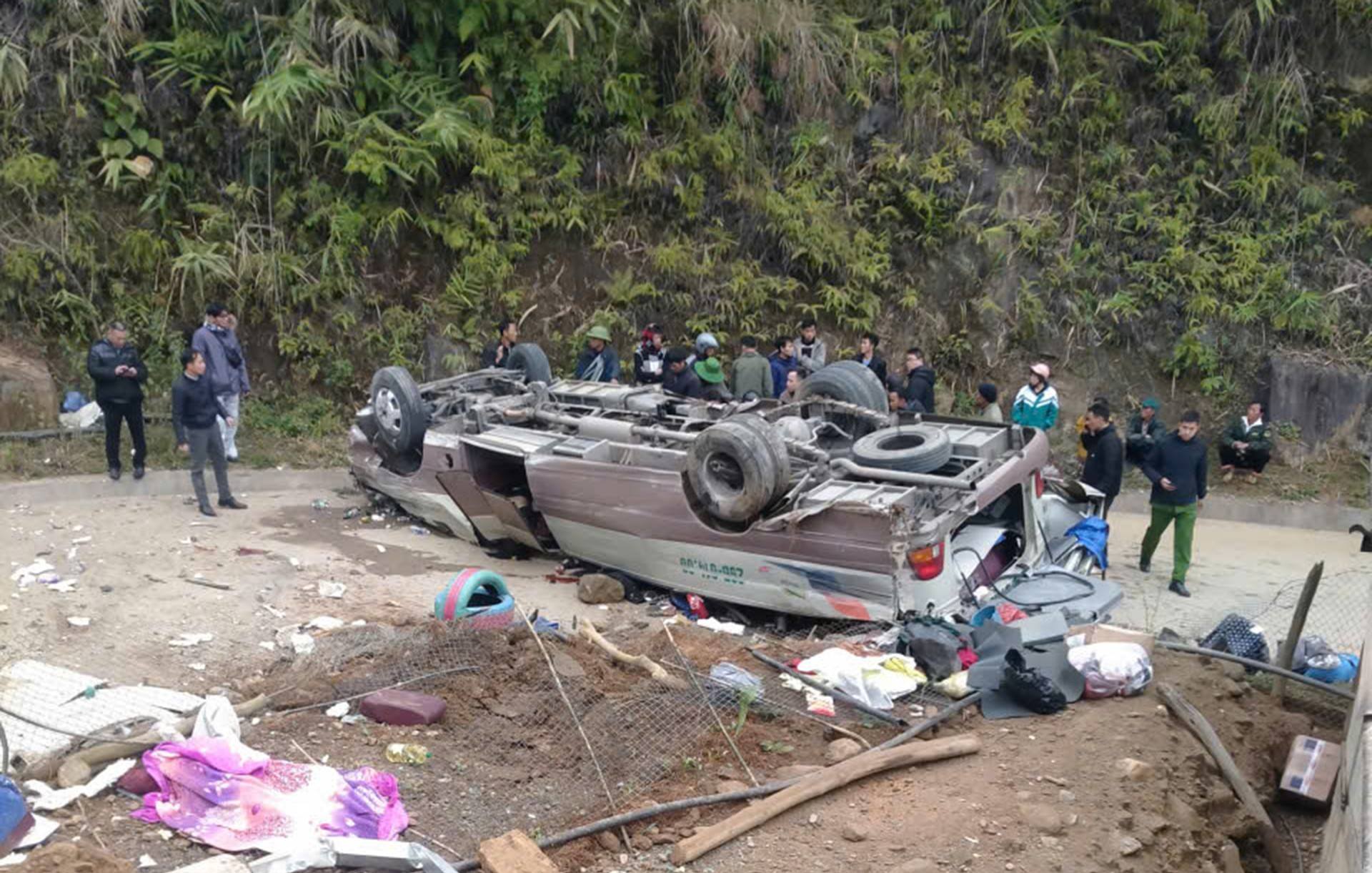 Vụ lật xe chở đo&agrave;n gi&aacute;o vi&ecirc;n đi từ thiện khiến 9 người tử vong: Hầu hết nạn nh&acirc;n sống tại H&agrave; Nội- Ảnh 5.