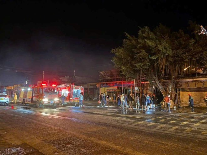 Vụ ch&aacute;y khiến gia đ&igrave;nh 4 người tử vong: Ch&aacute;u b&eacute; 1 th&aacute;ng tuổi may mắn sống s&oacute;t- Ảnh 1.