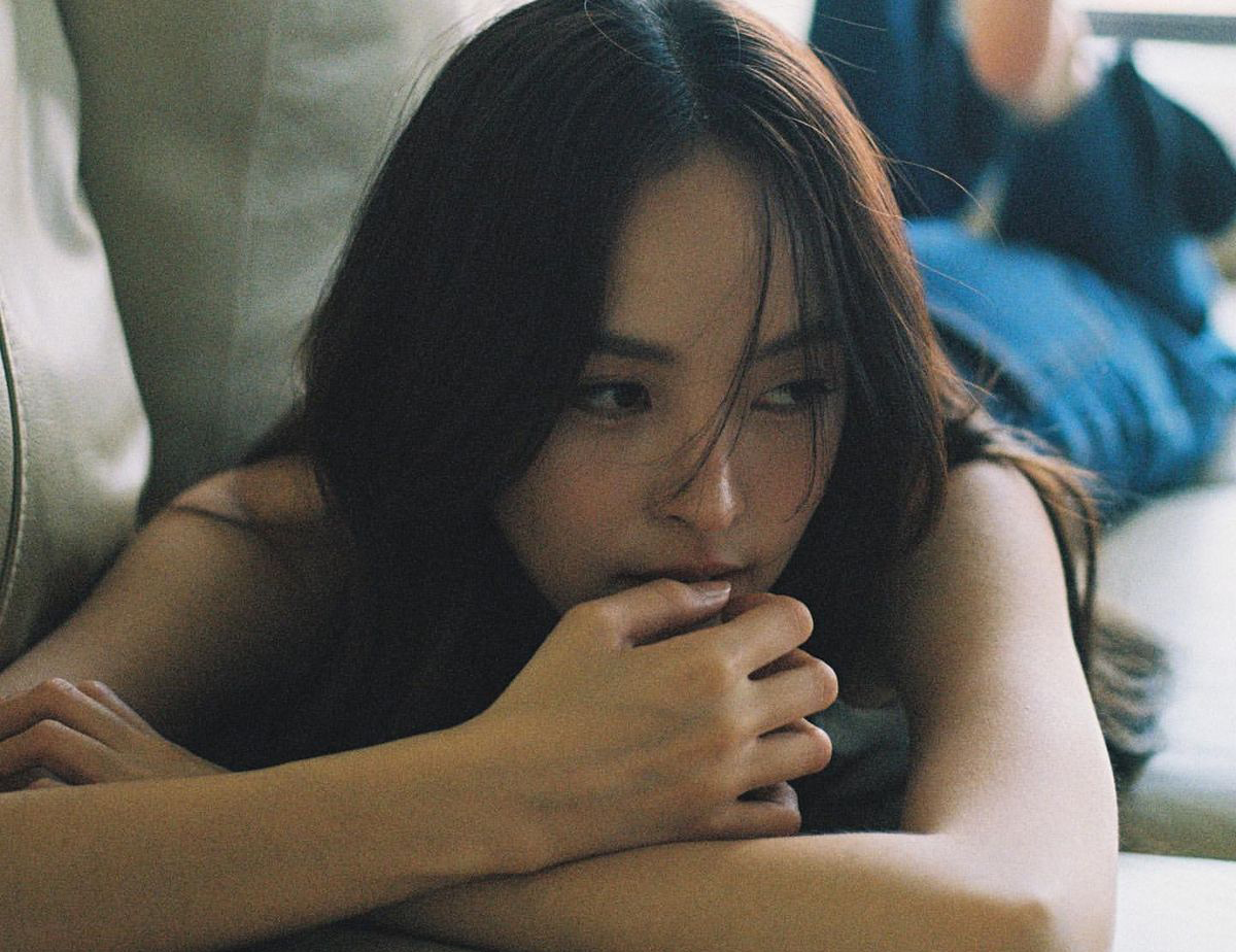 4 bất thường cho thấy cơ thể chị em t&iacute;ch tụ đầy độc tố, b&aacute;c sĩ khuy&ecirc;n: Ăn 4 thứ v&agrave; l&agrave;m 3 việc- Ảnh 1.