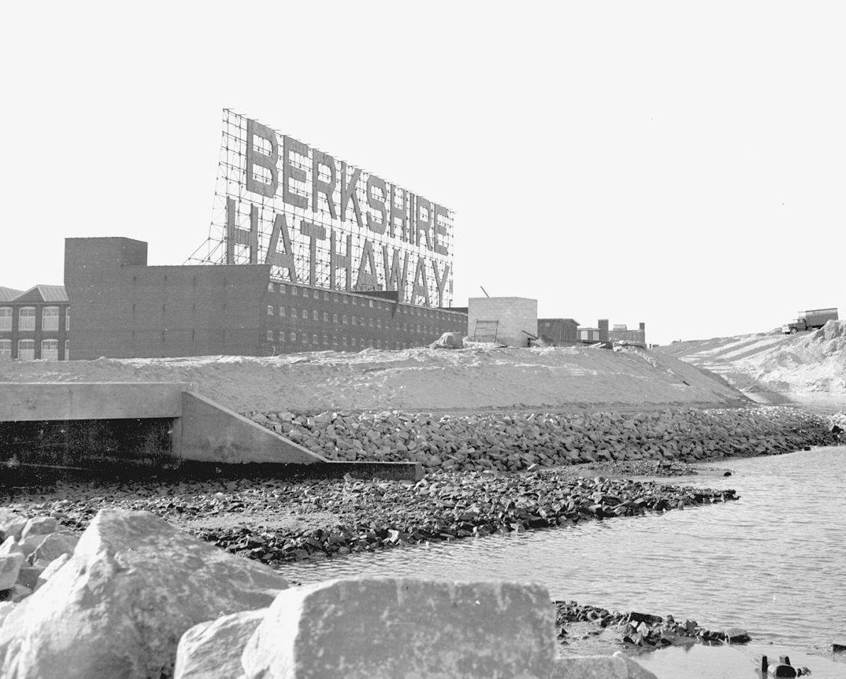 C&uacute; lừa 12,5 xu v&agrave; sai lầm trị gi&aacute; 200 tỷ USD của Warren Buffett: Khi gi&aacute; rẻ trở th&agrave;nh b&agrave;i học đắt đỏ- Ảnh 1.