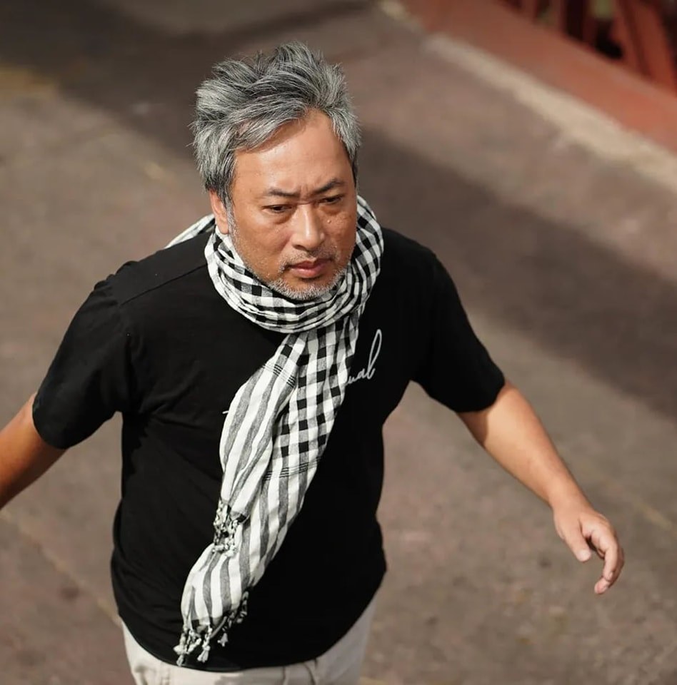 Đạo diễn Quang Dũng l&ecirc;n tiếng về việc tuyển trợ l&yacute; kh&ocirc;ng lương: 