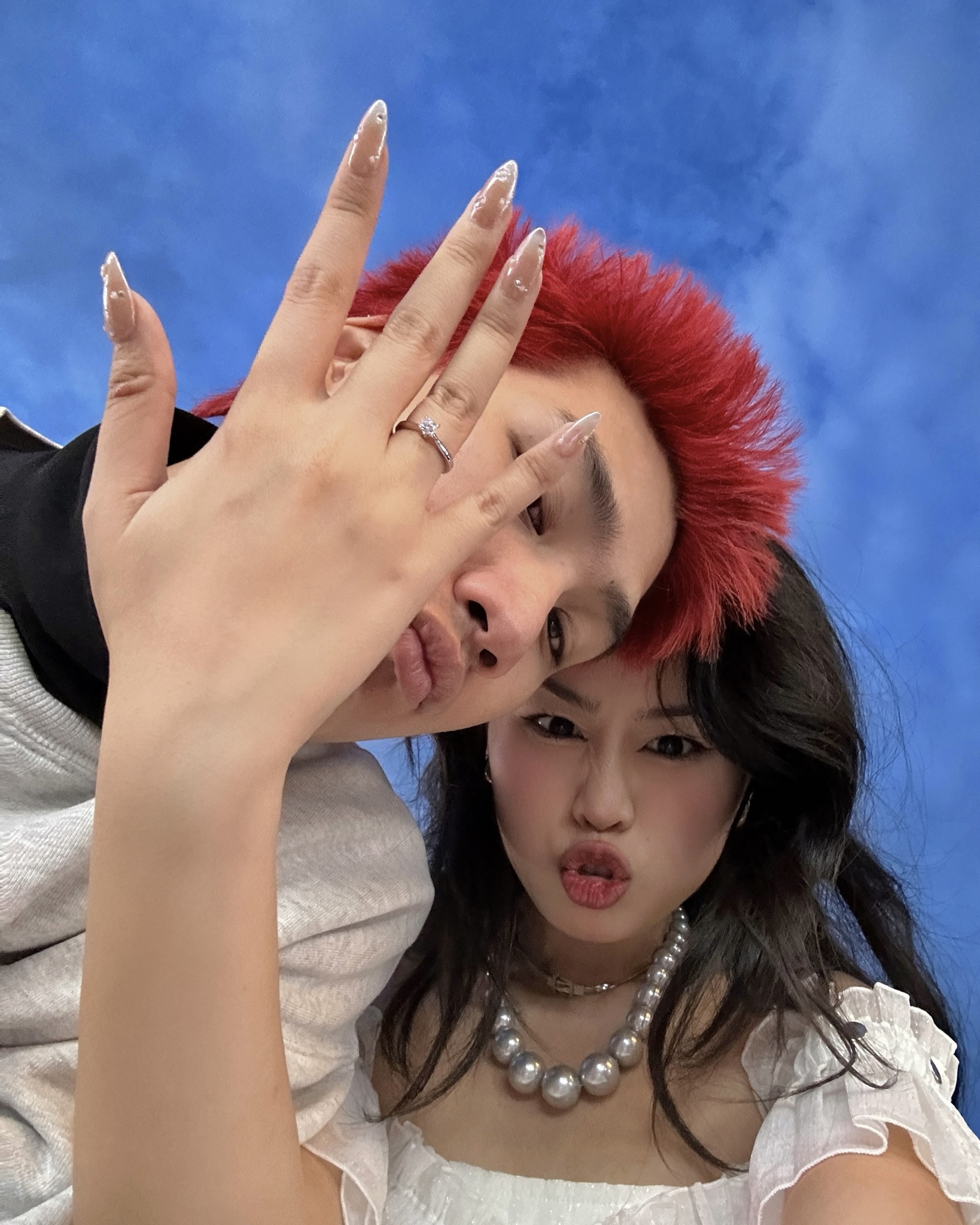 1 Anh Trai Say Hi rơi nhẫn cưới tại concert, phản ứng của b&agrave; x&atilde; mới đ&aacute;ng b&agrave;n- Ảnh 2.