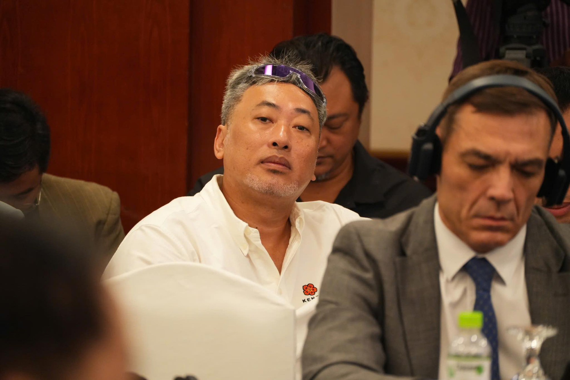 Đạo diễn Quang Dũng l&ecirc;n tiếng về việc tuyển trợ l&yacute; kh&ocirc;ng lương: 