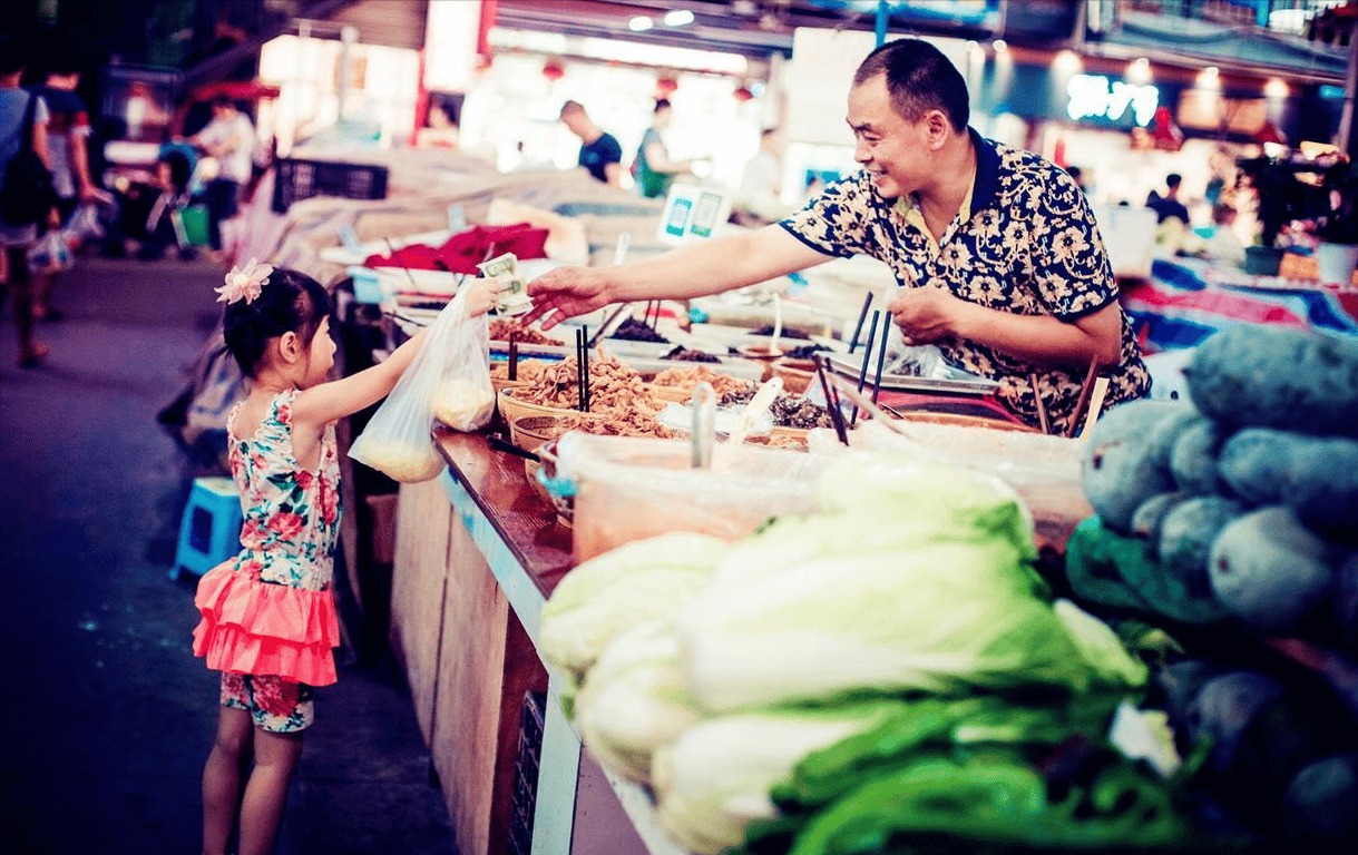 Thường xuy&ecirc;n đưa trẻ đến 3 địa điểm n&agrave;y, con sẽ c&oacute; EQ cao, AQ vượt trội, muốn kh&ocirc;ng xuất sắc cũng kh&oacute;!- Ảnh 1.