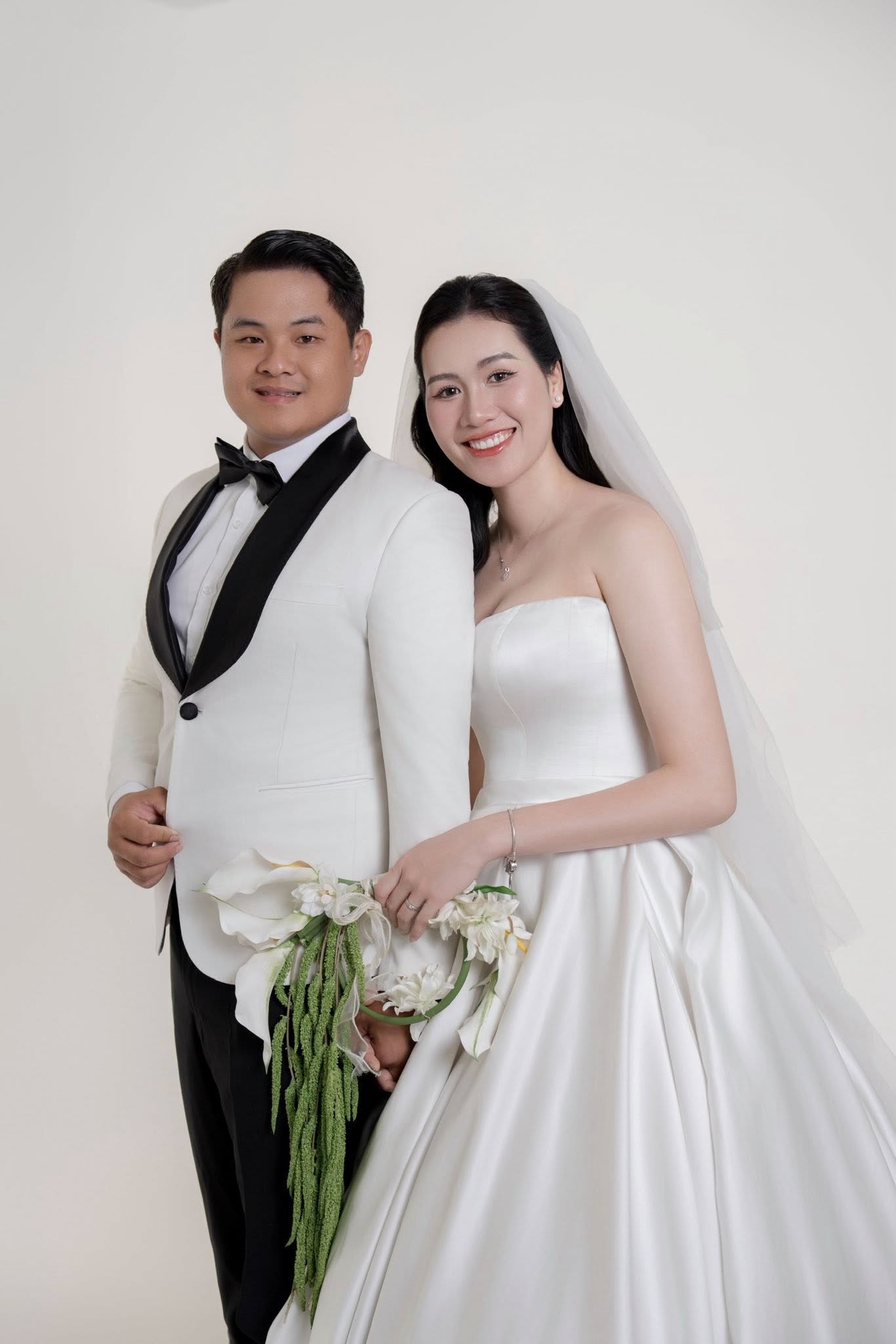 "Mùa cưới" rộn ràng của dàn hot girl bóng chuyền nữ Việt Nam cuối năm 2025- Ảnh 3. "Mùa cưới" rộn ràng của dàn hot girl bóng chuyền nữ Việt Nam cuối năm 2025- Ảnh 3.