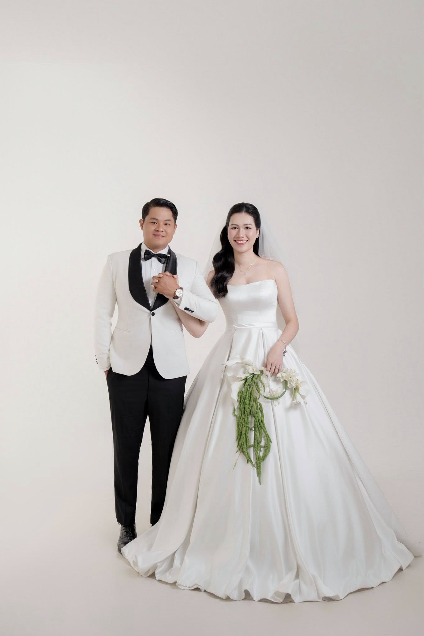 "Mùa cưới" rộn ràng của dàn hot girl bóng chuyền nữ Việt Nam cuối năm 2025- Ảnh 2. "Mùa cưới" rộn ràng của dàn hot girl bóng chuyền nữ Việt Nam cuối năm 2025- Ảnh 2.