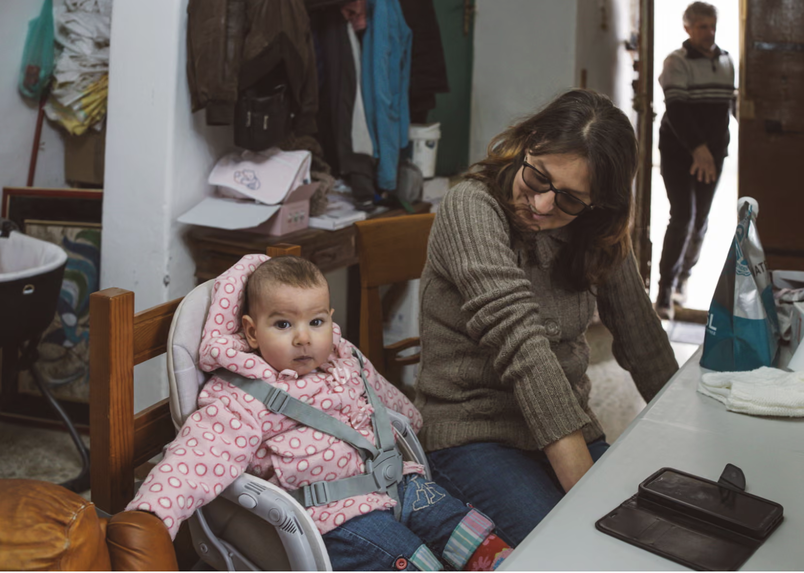 Ng&ocirc;i l&agrave;ng ăn mừng sự ra đời của em b&eacute; đầu ti&ecirc;n sau 30 năm- Ảnh 4.