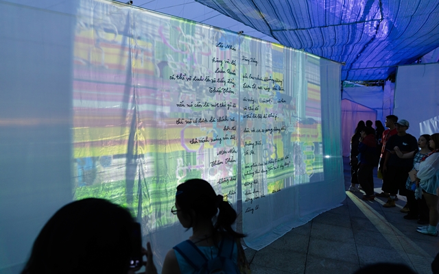 "Kh&ocirc;ng nghĩ trong th&agrave;nh phố lại c&oacute; kh&ocirc;ng gian nghệ thuật đỉnh thế n&agrave;y"- Ảnh 4.