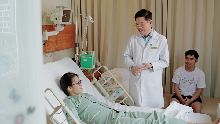 Ph&iacute;a sau cuộc đại phẫu cứu b&eacute; trai 15 th&aacute;ng tuổi từ 'l&aacute; gan chia đ&ocirc;i' của người hiến chết n&atilde;o- Ảnh 8.