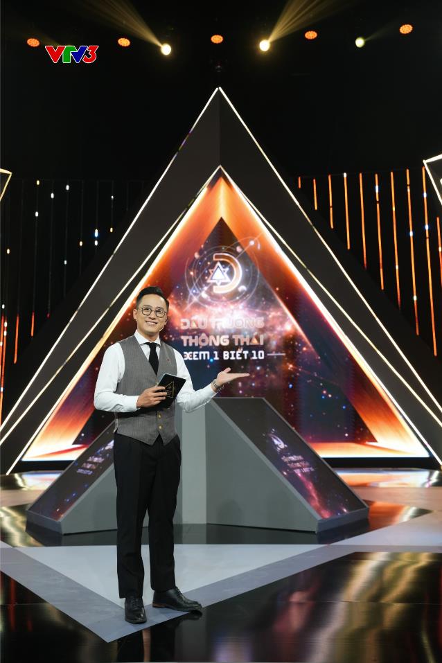 Gameshow Đấu Trường Thông Thái bùng nổ với slogan “xem 1 biết 10 - nhận thưởng qua MoMo” khiến các học bá đổ rần rần- Ảnh 2. Gameshow Đấu Trường Thông Thái bùng nổ với slogan “xem 1 biết 10 - nhận thưởng qua MoMo” khiến các học bá đổ rần rần- Ảnh 2.