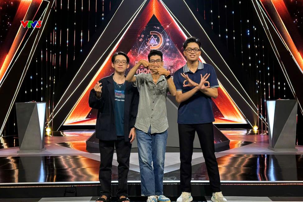 Gameshow Đấu Trường Thông Thái bùng nổ với slogan “xem 1 biết 10 - nhận thưởng qua MoMo” khiến các học bá đổ rần rần- Ảnh 4. Gameshow Đấu Trường Thông Thái bùng nổ với slogan “xem 1 biết 10 - nhận thưởng qua MoMo” khiến các học bá đổ rần rần- Ảnh 4.