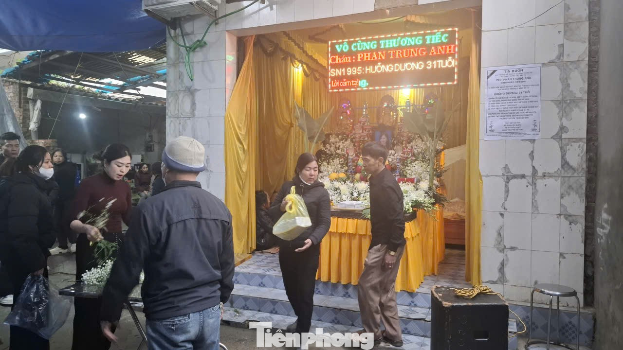 X&oacute;t xa đ&aacute;m tang c&ocirc; gi&aacute;o trẻ tử vong trong vụ lật xe ở L&agrave;o Cai- Ảnh 1.