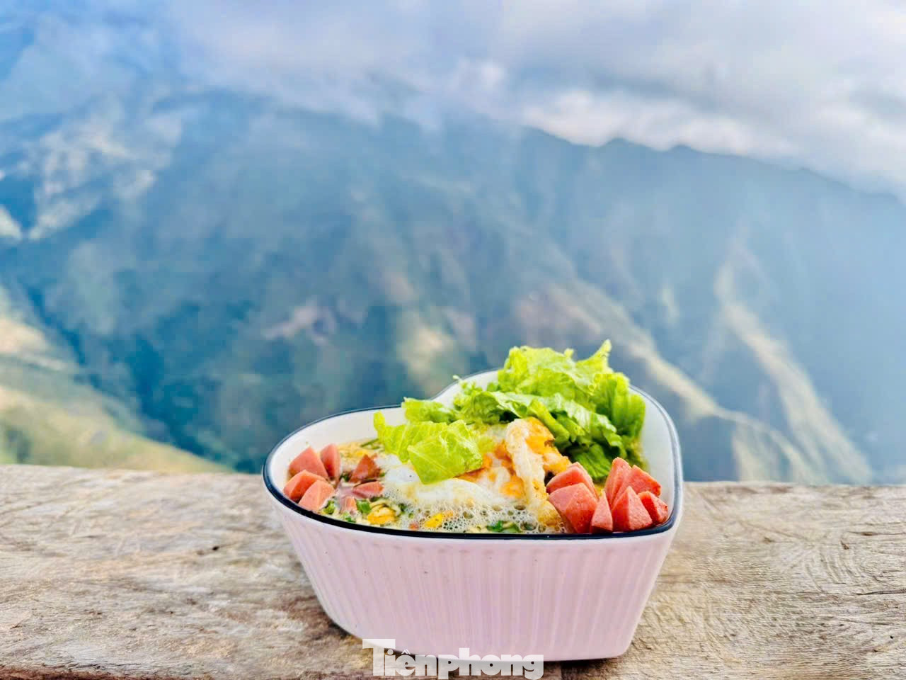 'M&aacute;i nh&agrave; ch&ecirc;nh v&ecirc;nh' ở T&agrave; X&ugrave;a th&agrave;nh điểm check-in độc nhất v&ocirc; nhị- Ảnh 10.