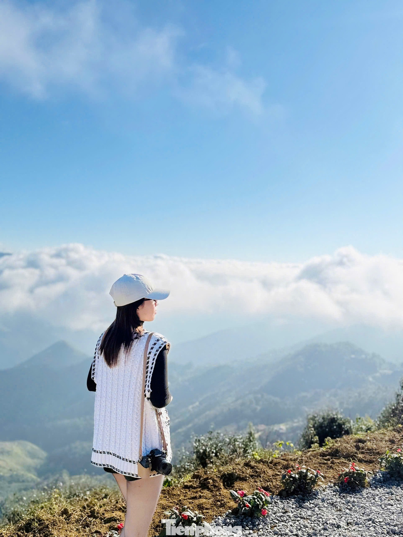 'M&aacute;i nh&agrave; ch&ecirc;nh v&ecirc;nh' ở T&agrave; X&ugrave;a th&agrave;nh điểm check-in độc nhất v&ocirc; nhị- Ảnh 11.