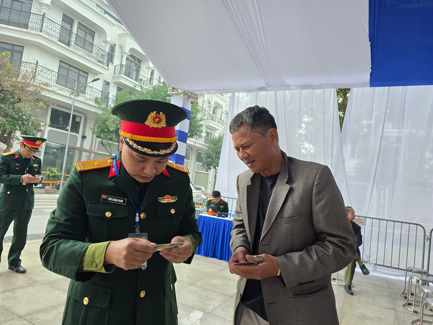 Hà Nội: Gần 1.000 khách hàng bốc thăm mua nhà ở xã hội Uy Nỗ- Ảnh 14.