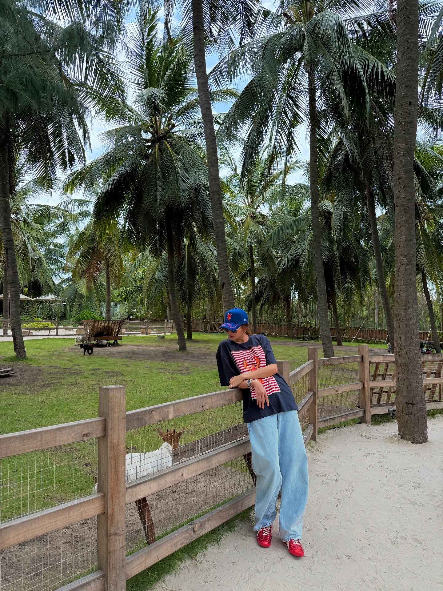 5 món thời trang được các mỹ nhân Việt ngoài 40 mặc nhiều nhất, bảo sao ai cũng trẻ trung hơn tuổi- Ảnh 13. 5 món thời trang được các mỹ nhân Việt ngoài 40 mặc nhiều nhất, bảo sao ai cũng trẻ trung hơn tuổi- Ảnh 13.