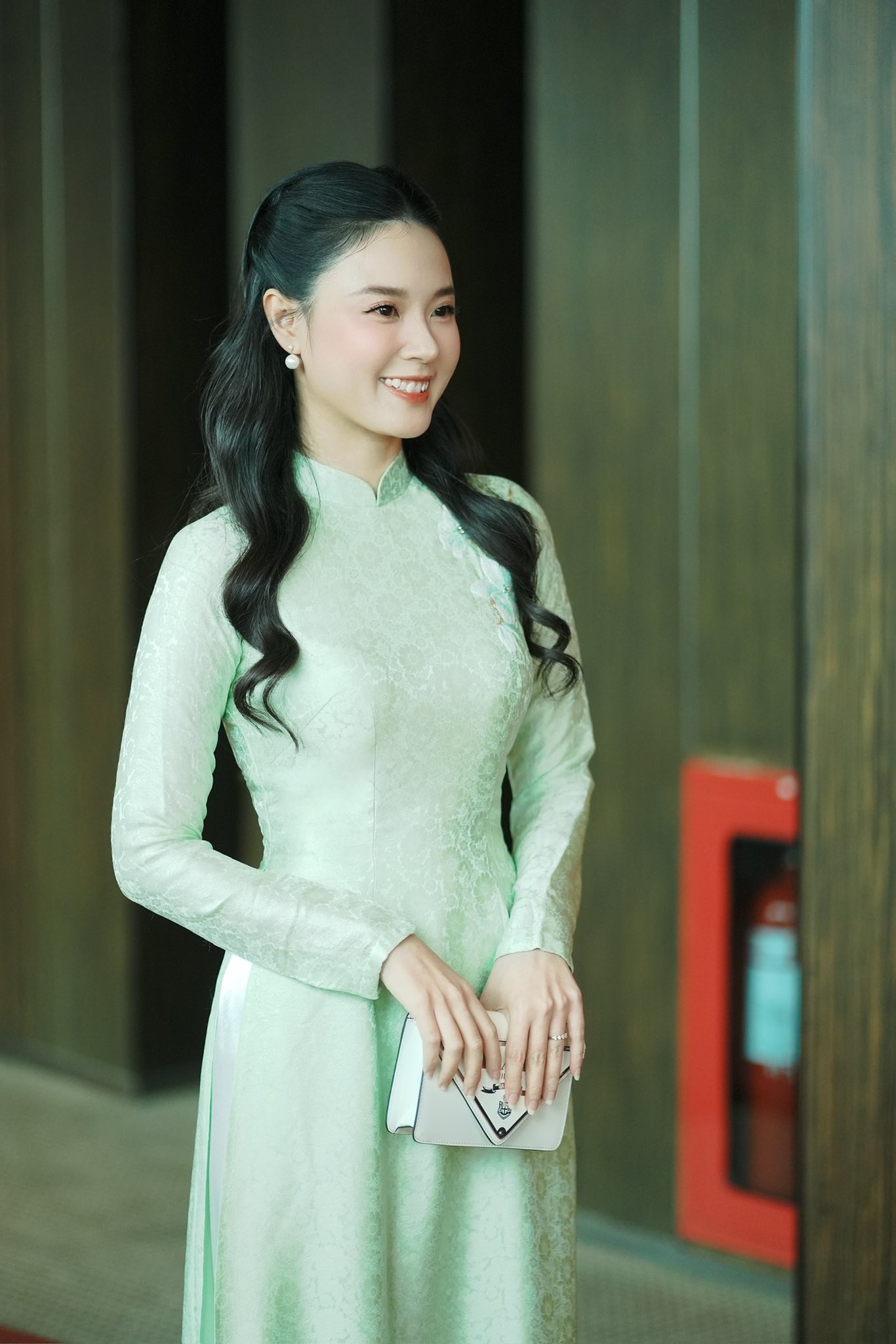 Midu biến th&agrave;nh &ldquo;y&ecirc;u qu&aacute;i&rdquo; đấy &agrave;?- Ảnh 5.