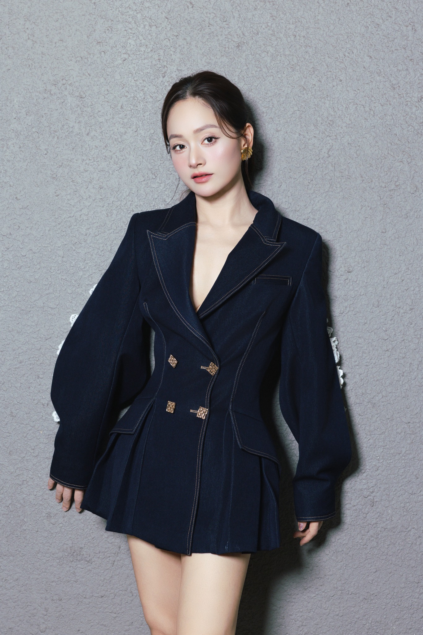 Lan Phương phản ứng khi bị nhận x&eacute;t "Bố mẹ chia tay khổ c&aacute;c con": Chỉ l&agrave; bạn chưa biết nhưng c&acirc;u chuyện đ&oacute; th&ocirc;i- Ảnh 1.