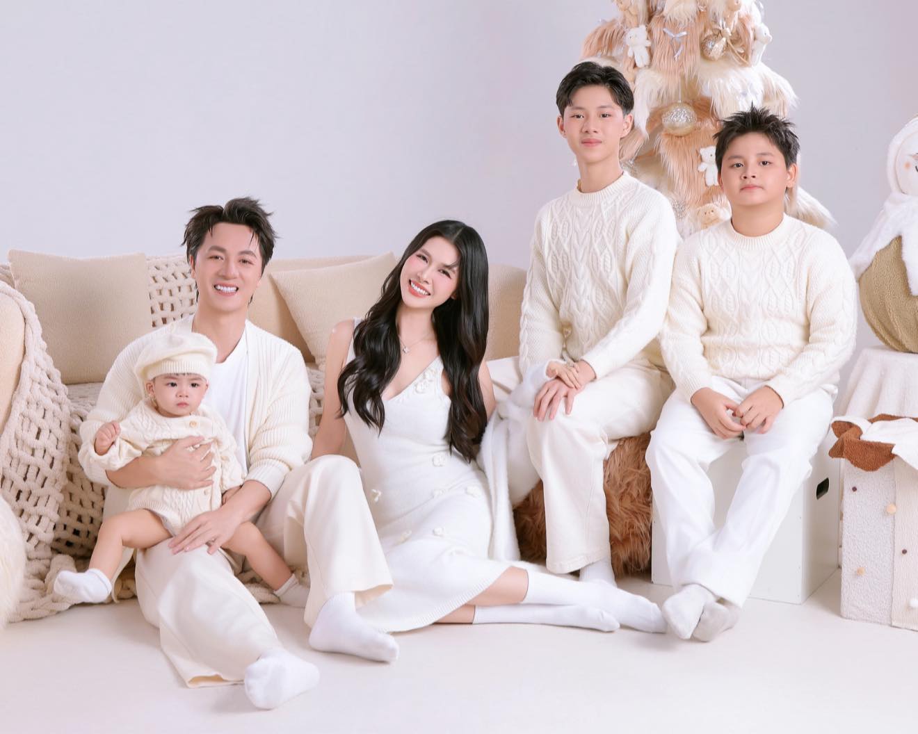 Sao Vbiz bất an v&igrave; con 2 ng&agrave;y 2 đ&ecirc;m kh&ocirc;ng ngủ, li&ecirc;n tục n&ocirc;n &oacute;i- Ảnh 7.