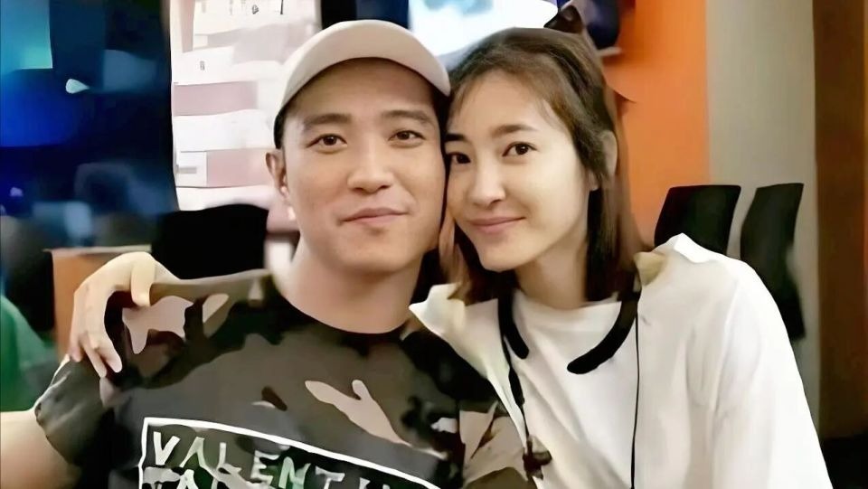 Th&oacute;i ăn chơi v&ocirc; độ của chồng nữ diễn vi&ecirc;n phim giờ v&agrave;ng vừa l&atilde;nh &aacute;n chung th&acirc;n- Ảnh 1.