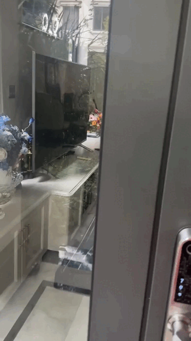 Nữ nghệ sĩ t&aacute;i h&ocirc;n với đại gia, được 