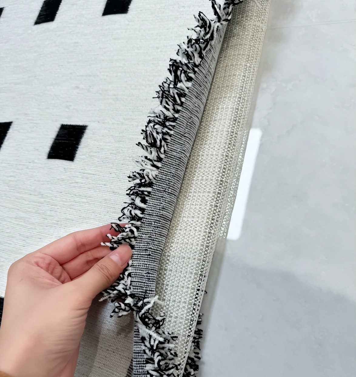 &Ocirc;ng b&agrave; dặn từ l&acirc;u: 5 thứ kh&ocirc;ng n&ecirc;n đặt trong ph&ograve;ng kh&aacute;ch - Giờ ngẫm mới thấy Đ&Uacute;NG- Ảnh 4.