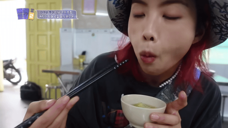 M&oacute;n Việt Nam l&ecirc;n đ&agrave;i H&agrave;n Quốc, gi&aacute; rẻ, b&aacute;n đầy vỉa h&egrave;, du kh&aacute;ch nhận x&eacute;t: 