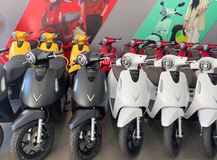 Xe m&aacute;y điện giảm s&acirc;u dịp cuối năm, c&oacute; mẫu rẻ hơn cả Wave Alpha- Ảnh 6.