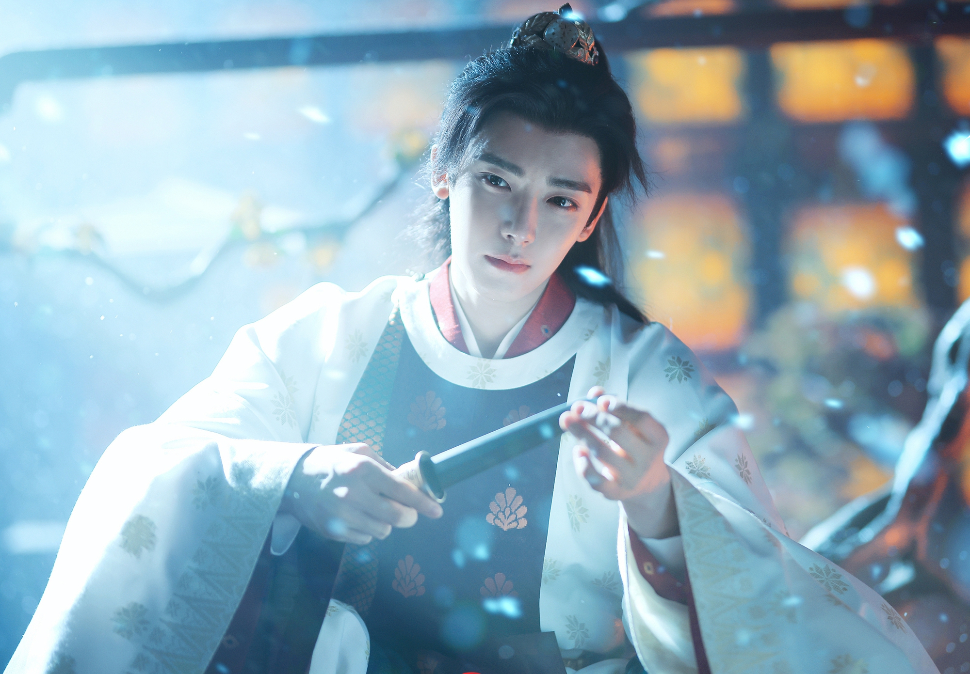 Trung Quốc đang c&oacute; 1 phim cổ trang hay đi&ecirc;n l&ecirc;n được: Nữ ch&iacute;nh đẹp đến mức ai đứng cạnh cũng th&agrave;nh t&agrave;ng h&igrave;nh- Ảnh 3.