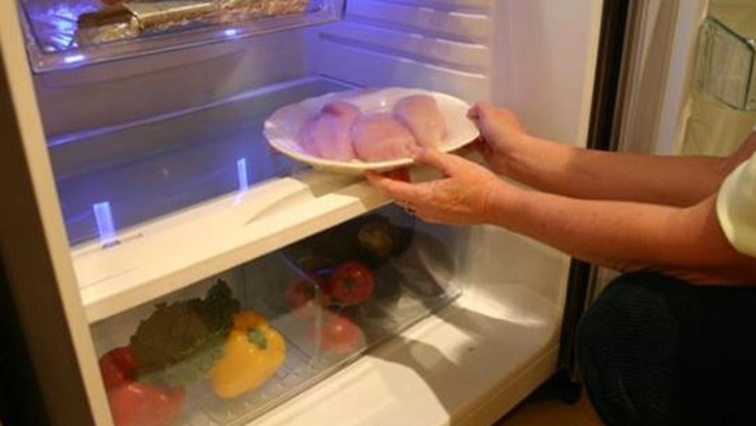 Người đ&agrave;n &ocirc;ng 45 tuổi tử vong sau bữa ăn s&aacute;ng bởi th&oacute;i quen "vạn người m&ecirc;"- Ảnh 1.