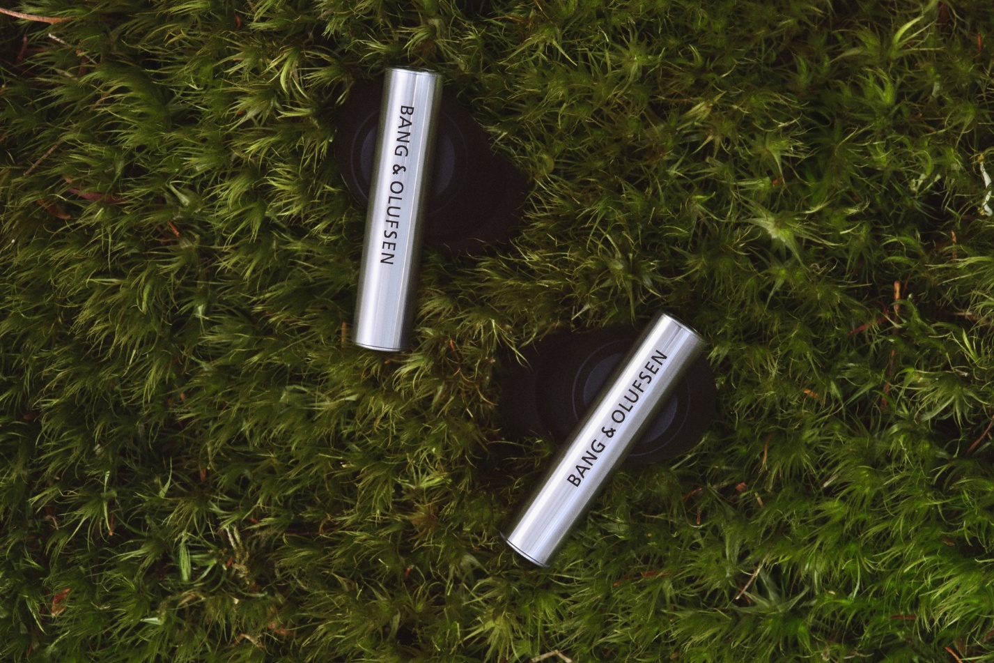 &ldquo;Tri &acirc;m&rdquo; xa xỉ m&ugrave;a cuối năm từ Bang & Olufsen: earbuds thời trang với &acirc;m thanh kh&ocirc;ng gian v&agrave; cảm biến chạm ti&ecirc;n tiến- Ảnh 2.