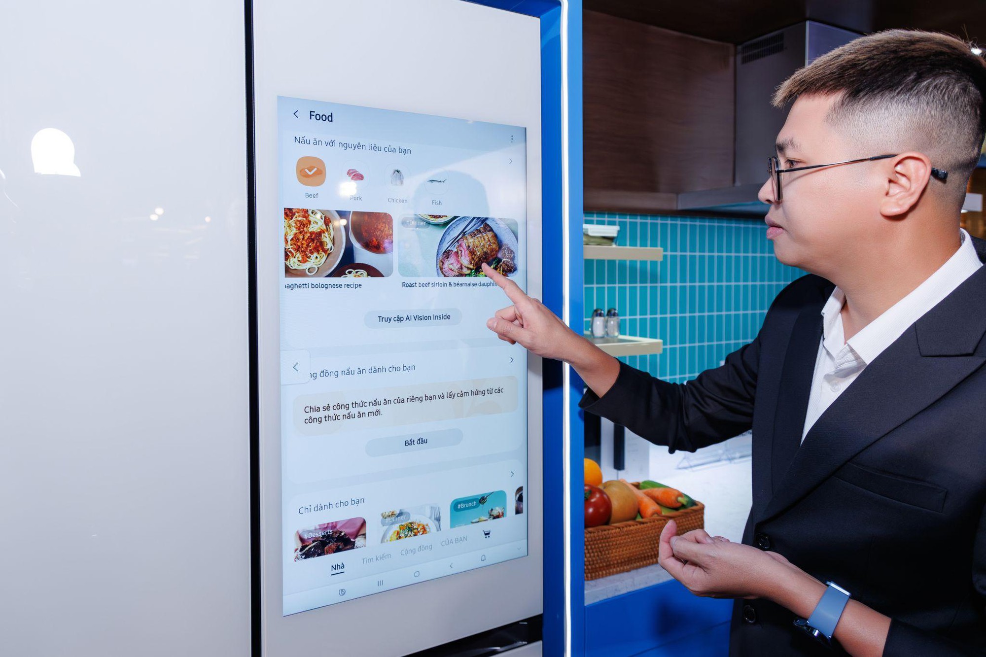 Giải tr&iacute; Tết kiểu mới: Xem T&aacute;o Qu&acirc;n trong bếp, &ldquo;quẩy&rdquo; nhạc xu&acirc;n trong ph&ograve;ng giặt, tại sao kh&ocirc;ng?- Ảnh 2.