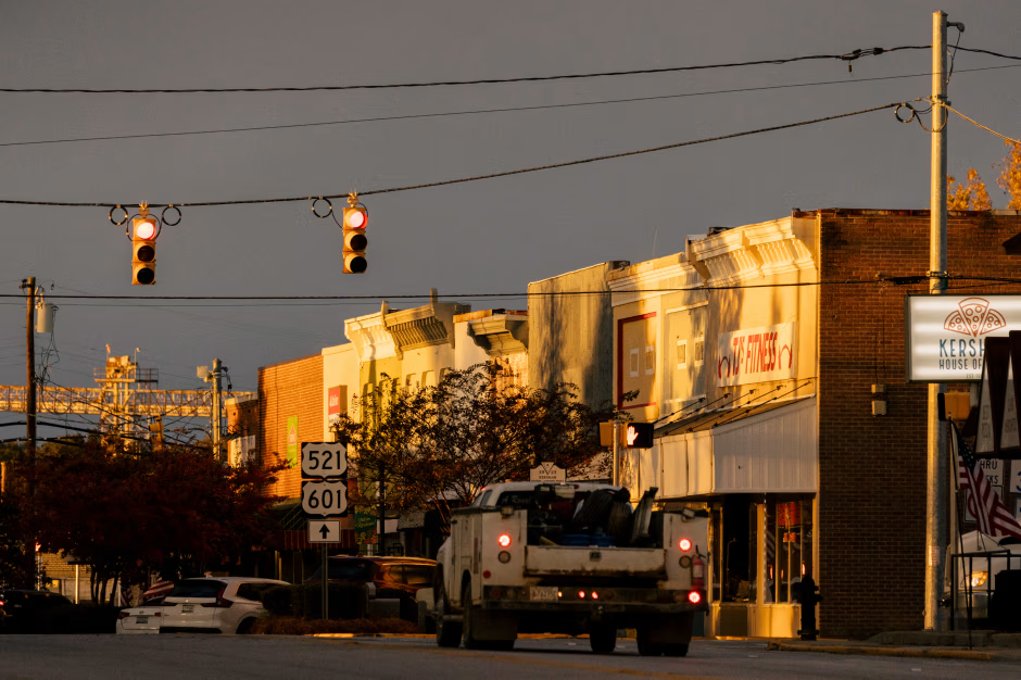 65 tuổi c&oacute; trợ cấp 21 triệu/th&aacute;ng, t&ocirc;i cứ ngỡ được về hưu an nh&agrave;n nhưng chỉ sau 2 biến cố, mọi thứ đ&atilde; trở n&ecirc;n "khốn đốn"- Ảnh 2.