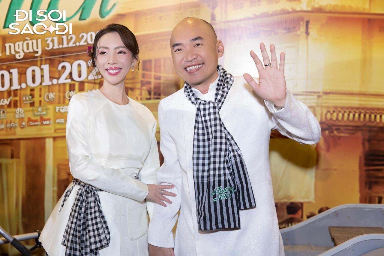 Thảm đỏ HOT nhất h&ocirc;m nay: Ho&agrave; Minzy - T&oacute;c Ti&ecirc;n đẹp sang hết nấc, Trấn Th&agrave;nh đập tan nghi vấn cạch mặt Thu Trang- Ảnh 6.