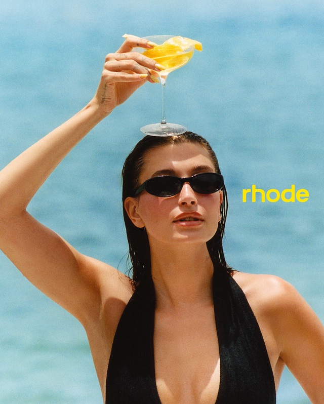 Thương hiệu beauty đột ph&aacute; nhất 2025 phải l&agrave; Rhode: 3 tuổi, 10 sản phẩm dẫn đến thương vụ tỷ đ&ocirc;- Ảnh 14.