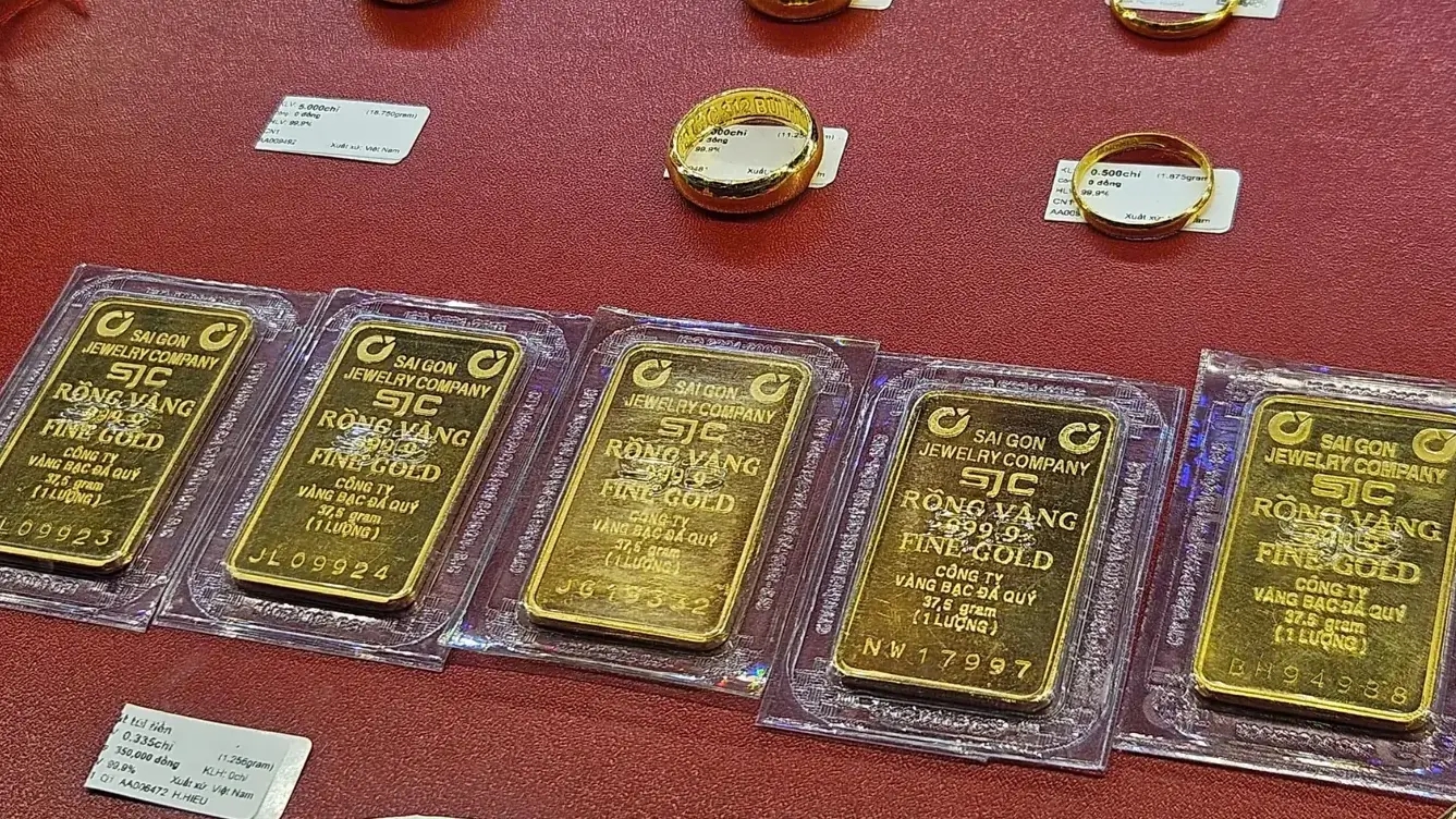 Người mua v&agrave;ng đang l&atilde;i đậm?- Ảnh 1.