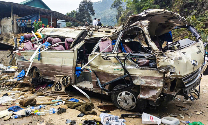 H&agrave;nh tr&igrave;nh thiện nguyện dang dở của 9 th&agrave;nh vi&ecirc;n nh&oacute;m Bếp Củi trong vụ lật xe thảm khốc- Ảnh 5.