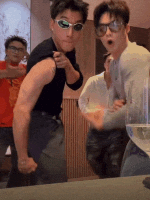 "T&oacute;m d&iacute;nh" d&agrave;n GERDNANG: HIEUTHUHAI kh&ocirc;ng hẹn h&ograve; m&agrave; tụ tập hội bạn, ho&aacute; ra "đ&ecirc;m kinh ho&agrave;ng" của Vbiz xuất ph&aacute;t từ đ&acirc;y!- Ảnh 5.