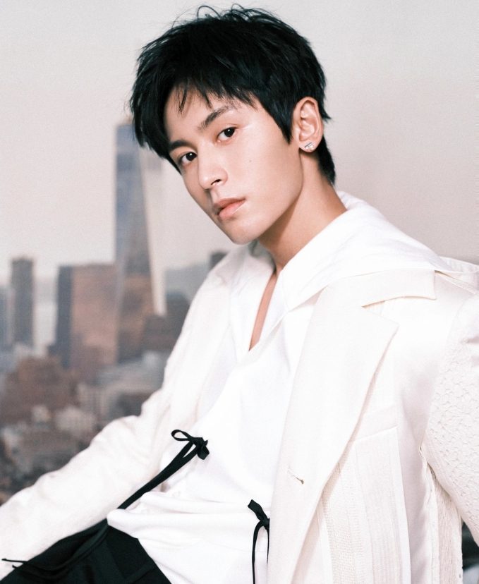 Mỹ nam đẹp nhất thế giới 2025: Visual đẳng cấp miễn b&agrave;n, mất cả sự nghiệp chỉ trong 4 giờ v&igrave; một bức ảnh tội lỗi- Ảnh 4.