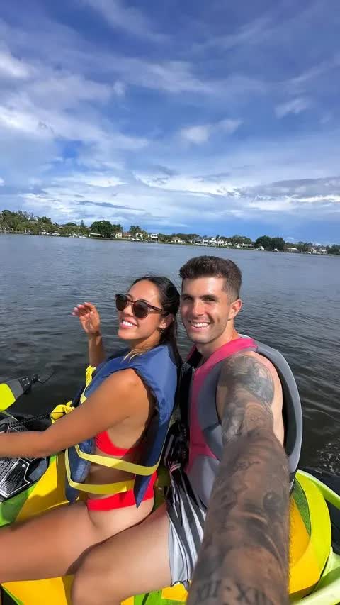 Dậy s&oacute;ng tin đồn biểu tượng gợi cảm si&ecirc;u v&ograve;ng 1 Sydney Sweeney hẹn h&ograve; ng&ocirc;i sao b&oacute;ng đ&aacute; Christian Pulisic- Ảnh 7.