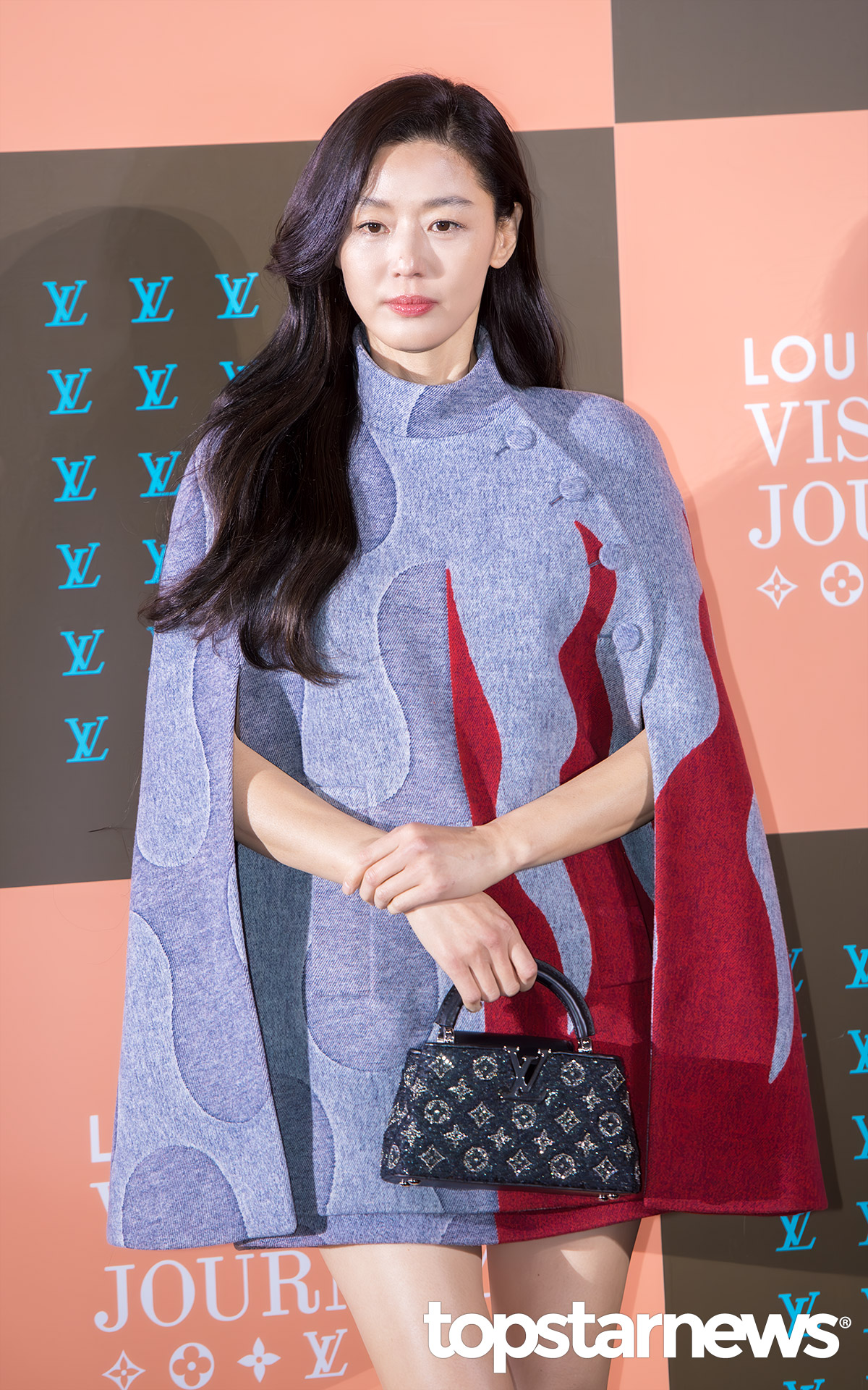 “Bầu trời” sao của Louis Vuitton quá đỉnh: Tụ hết Lisa, Jeon Ji Hyun, Gong Yoo, Shin Min Ah về một mối- Ảnh 8.