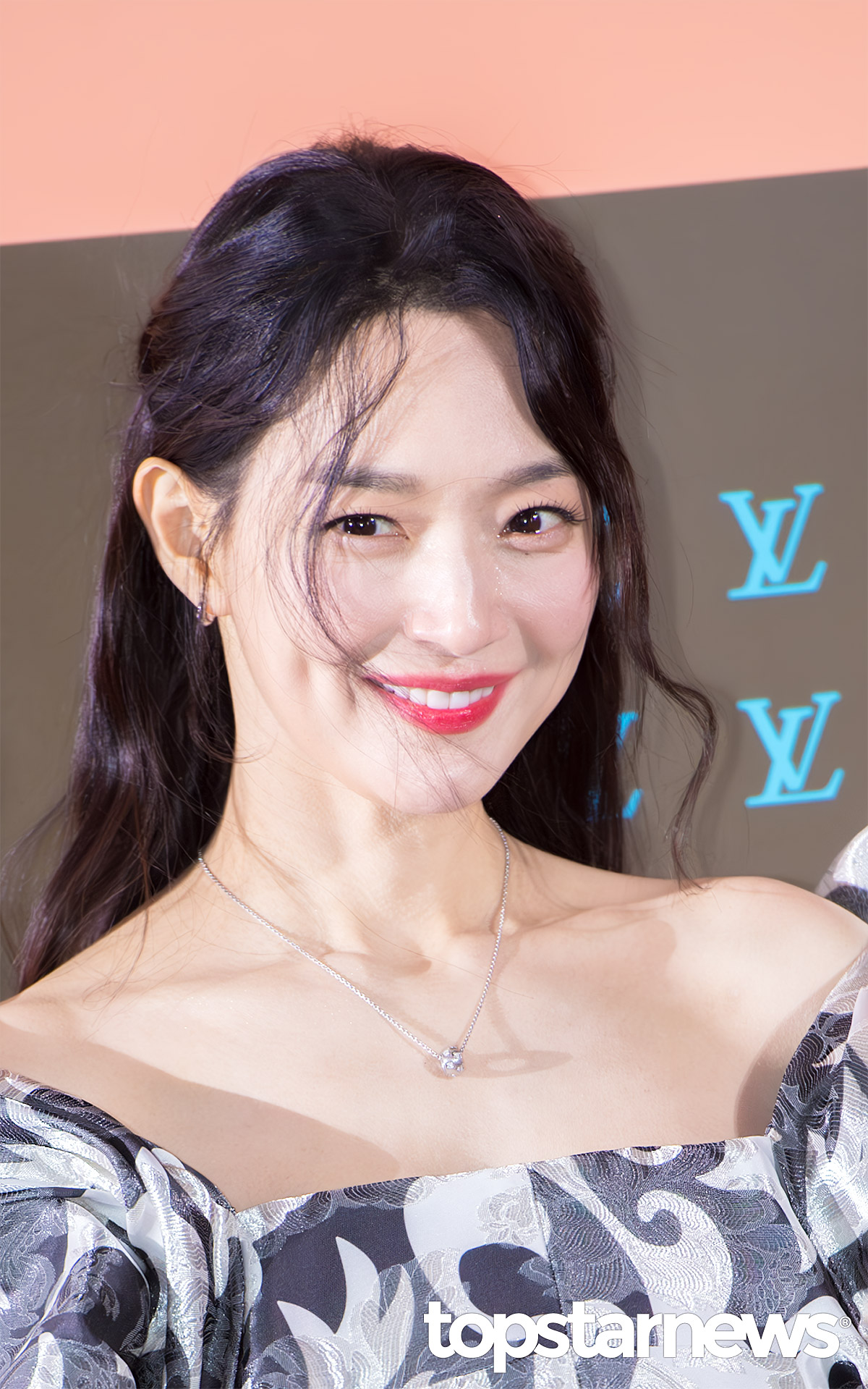 “Bầu trời” sao của Louis Vuitton quá đỉnh: Tụ hết Lisa, Jeon Ji Hyun, Gong Yoo, Shin Min Ah về một mối- Ảnh 12.