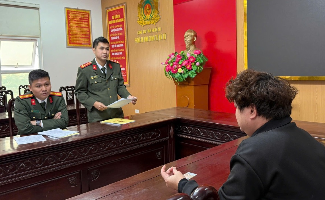 Chuyển cuộc gọi đòi nợ đến đường dây nóng Bộ Công an, nam thanh niên bị xử phạt 7,5 triệu đồng- Ảnh 1. Chuyển cuộc gọi đòi nợ đến đường dây nóng Bộ Công an, nam thanh niên bị xử phạt 7,5 triệu đồng- Ảnh 1.